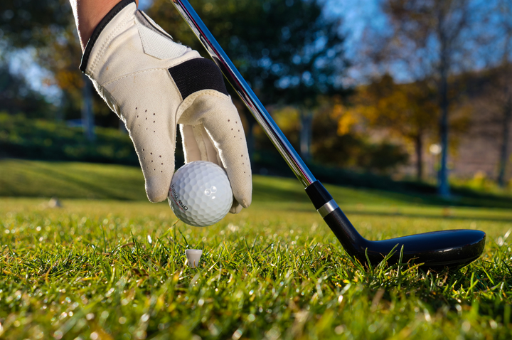 Weekly Golf Tips for Beginners - Play with the Right Equipment